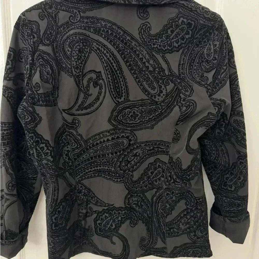 Chico’s Zenergy Velvet Detail Jacket S/M - Picture 8 of 8